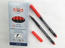 Koh-I-Noor popisovač permanentní červený 4202 kulatý